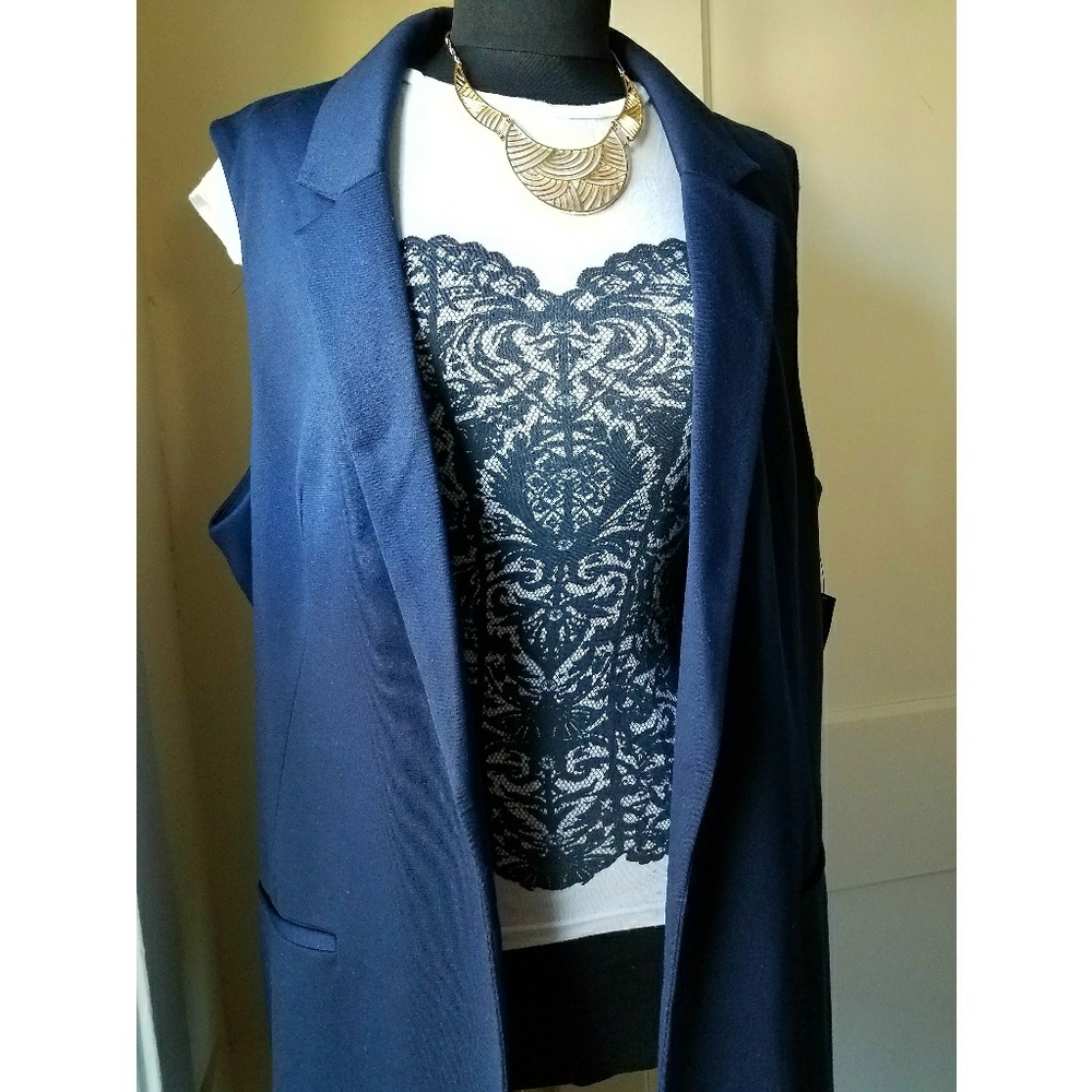 The Limited Navy Blazer Vest Plus Size - Picture 2 of 3